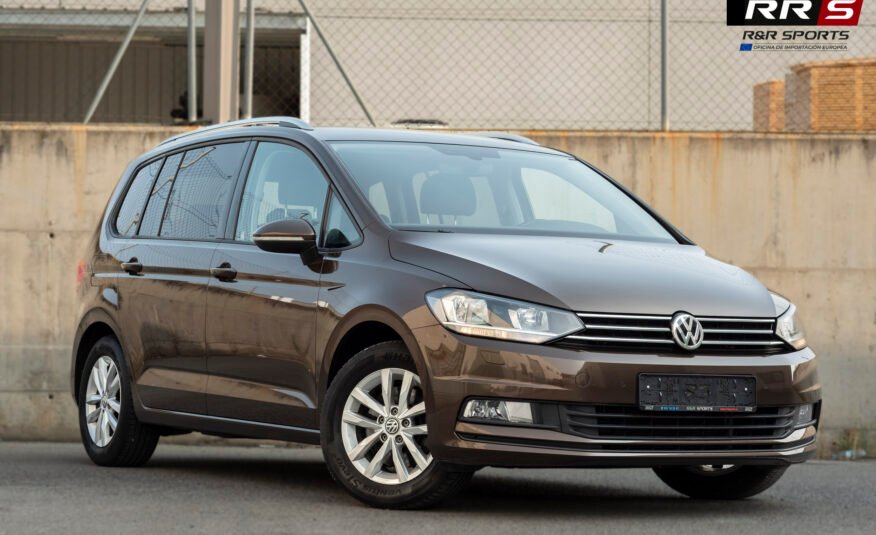 VOLKSWAGEN Touran Advanced