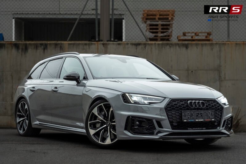 AUDI RS4 Performance