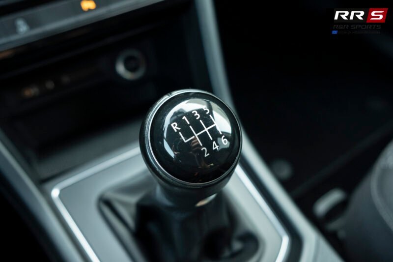 VOLKSWAGEN Touran Advanced