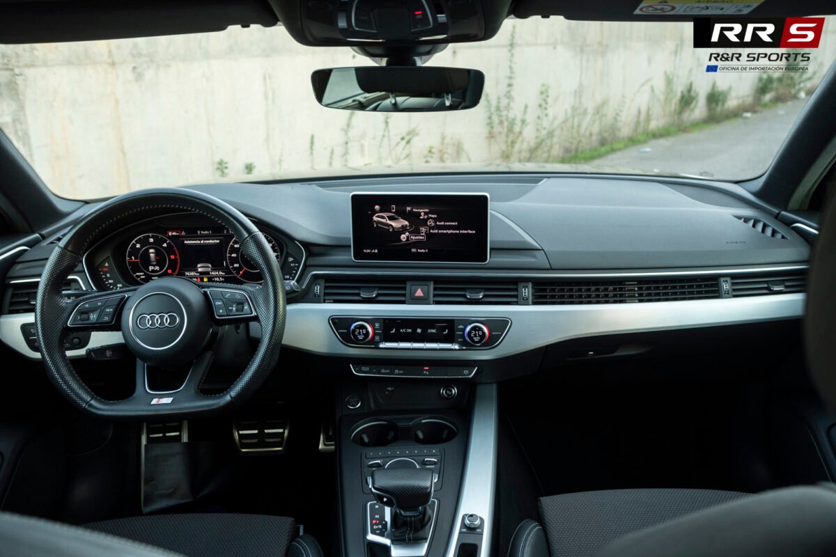 AUDI A4 35 TDI Sline