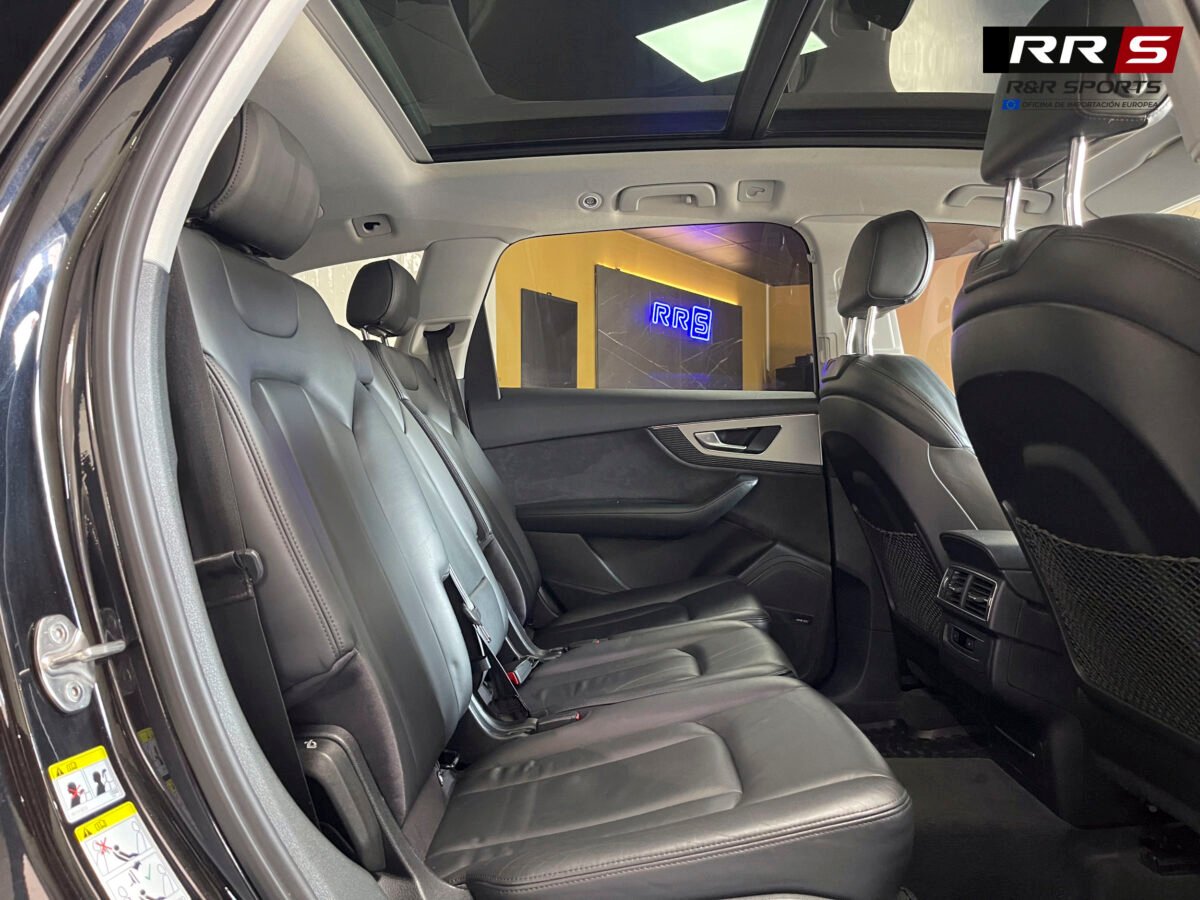 AUDI Q7 e-tron 3.0 TDI quattro tiptronic