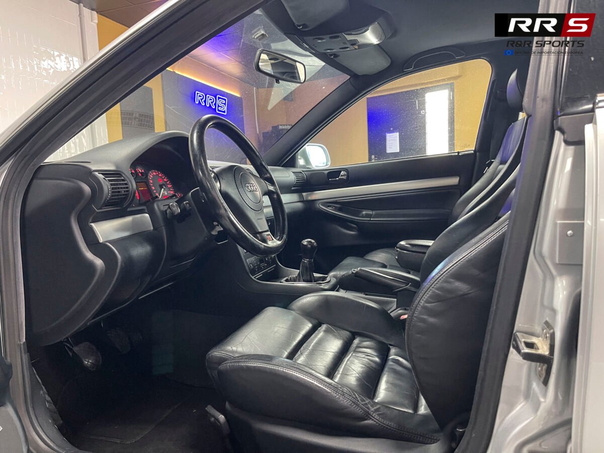 AUDI S4 2.7 Quattro Avant