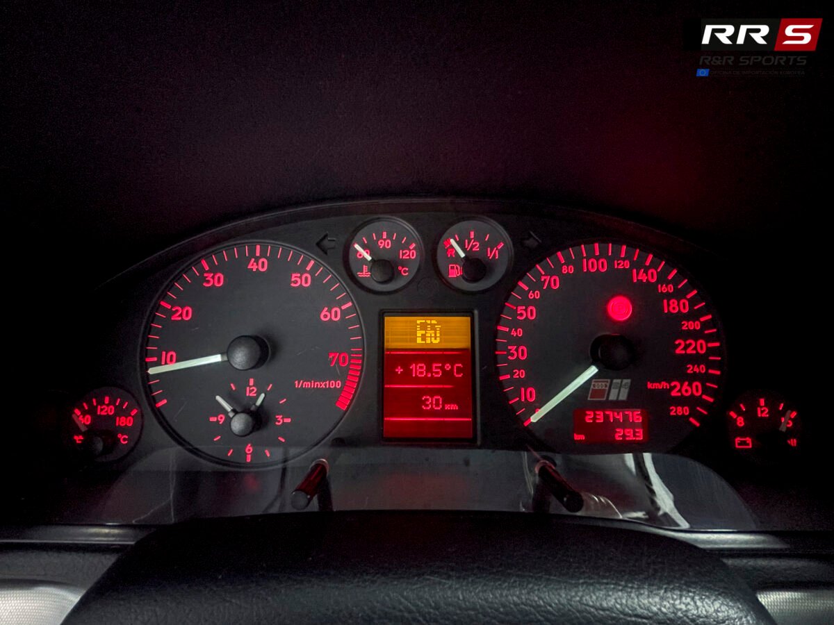 AUDI S4 2.7 Quattro Avant