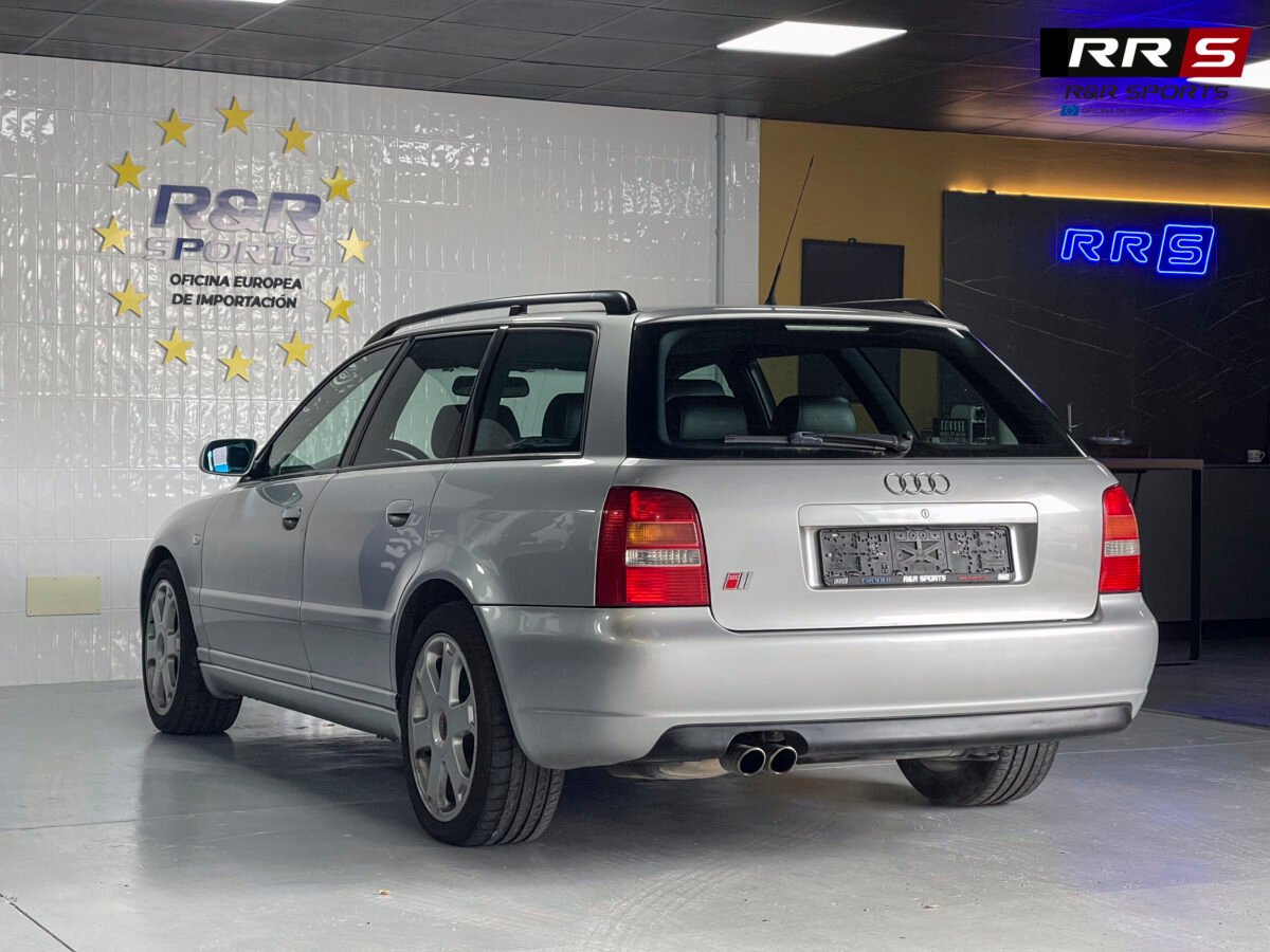 AUDI S4 2.7 Quattro Avant