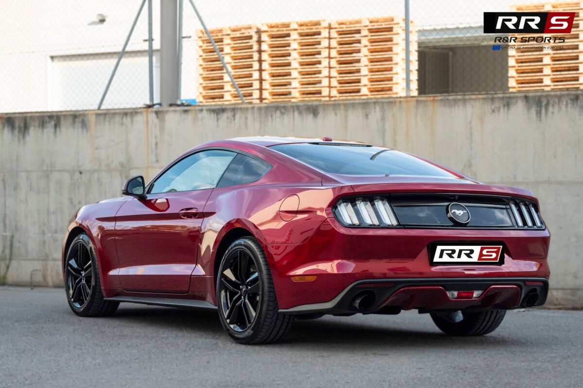 FORD Mustang EcoBoost 2.3 Fastback