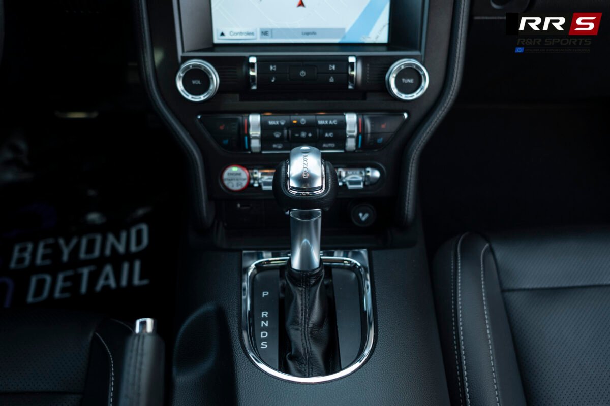 FORD Mustang EcoBoost 2.3 Fastback