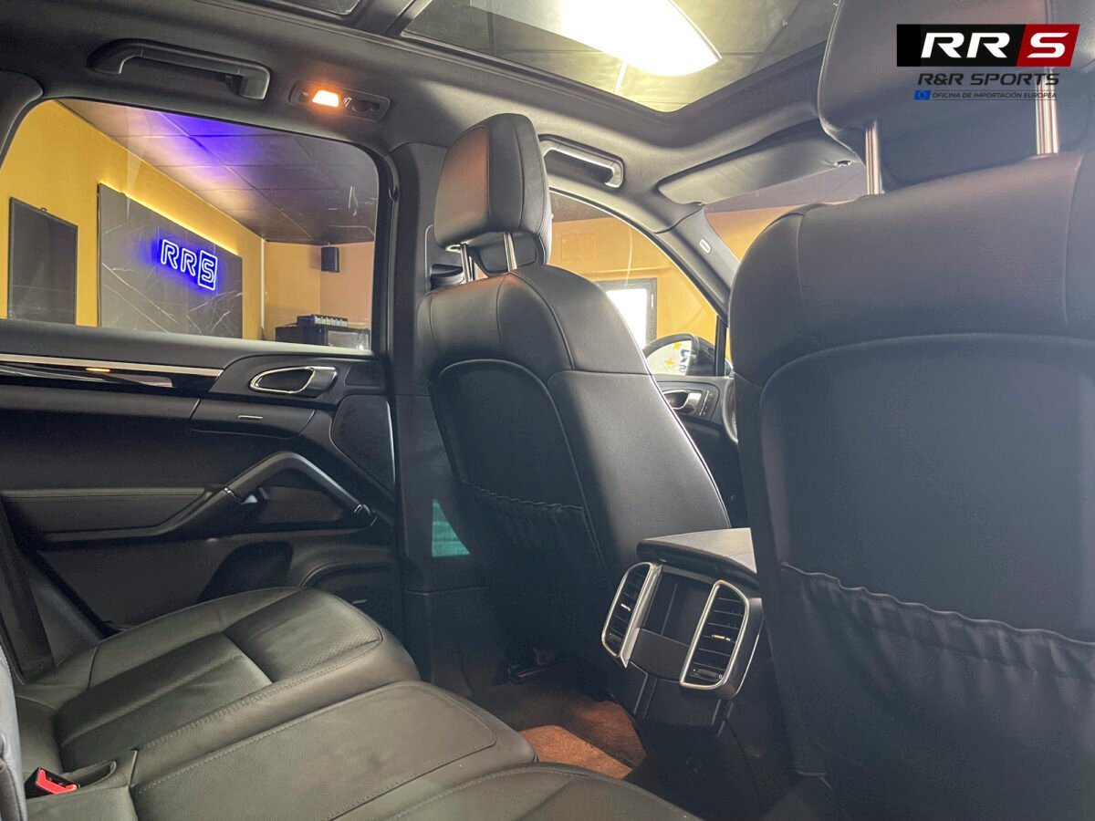 PORSCHE Cayenne 3.0 V6