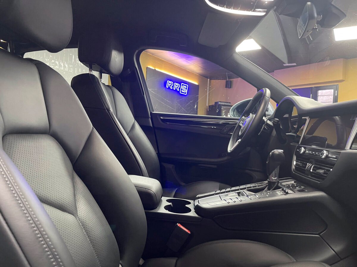PORSCHE Macan S 
