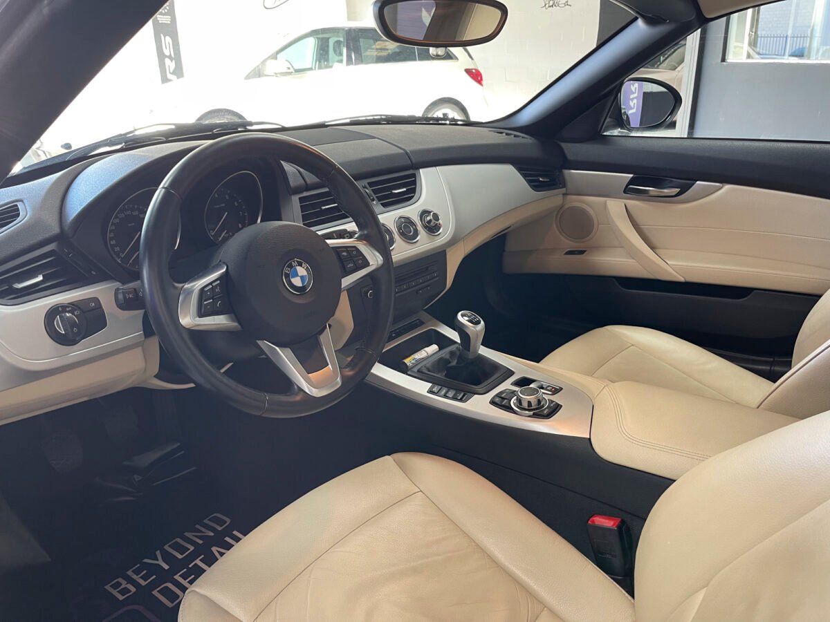 BMW Z4 23i