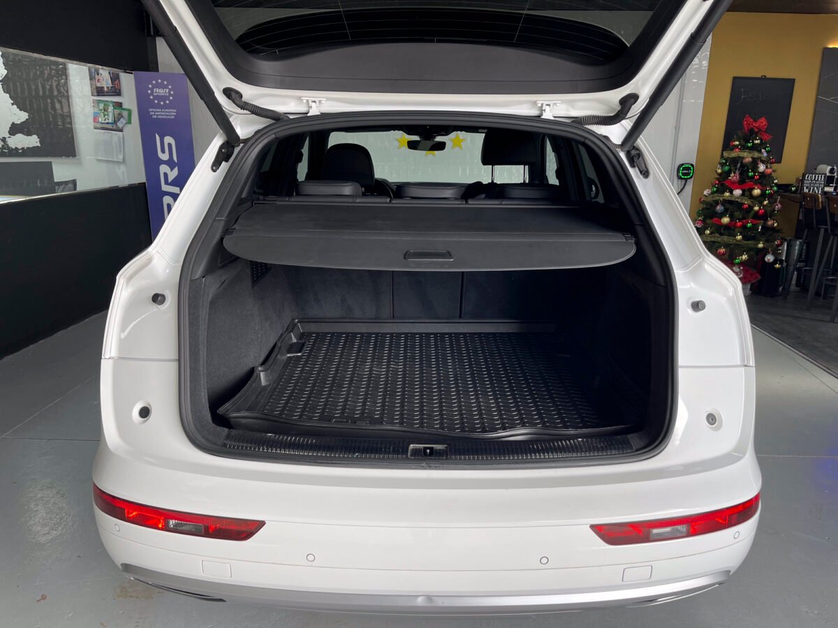 AUDI Q5 2.0 TDI SLINE 