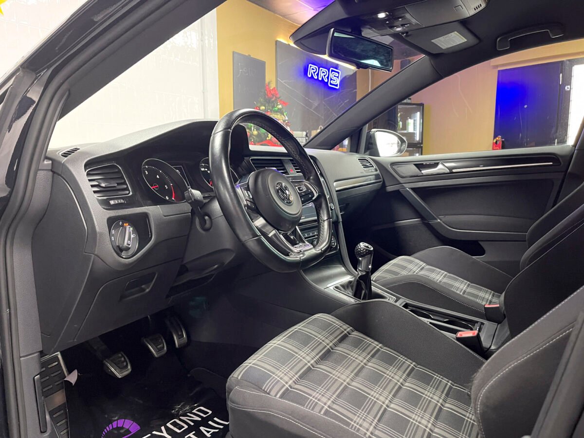 VOLKSWAGEN Golf 2.0 TDI GTD 