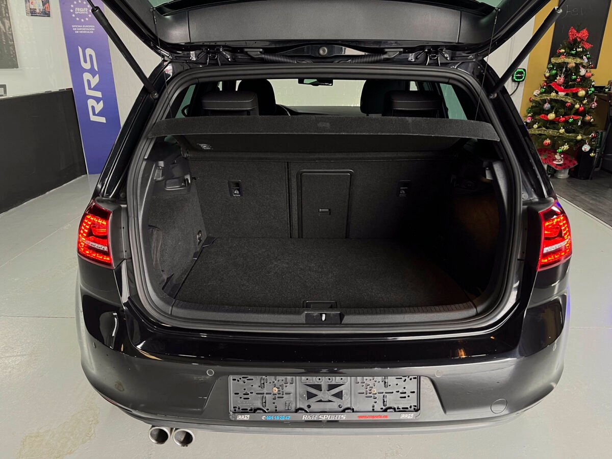 VOLKSWAGEN Golf 2.0 TDI GTD 