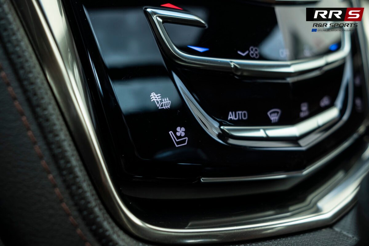 CADILLAC CTS 2.0 Sport Luxury
