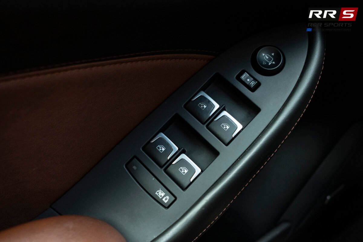 CADILLAC CTS 2.0 Sport Luxury