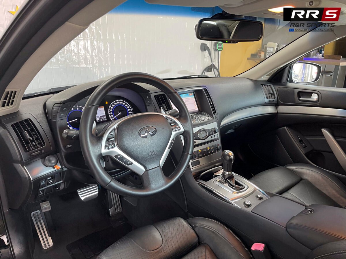 INFINITI G37 S V6 