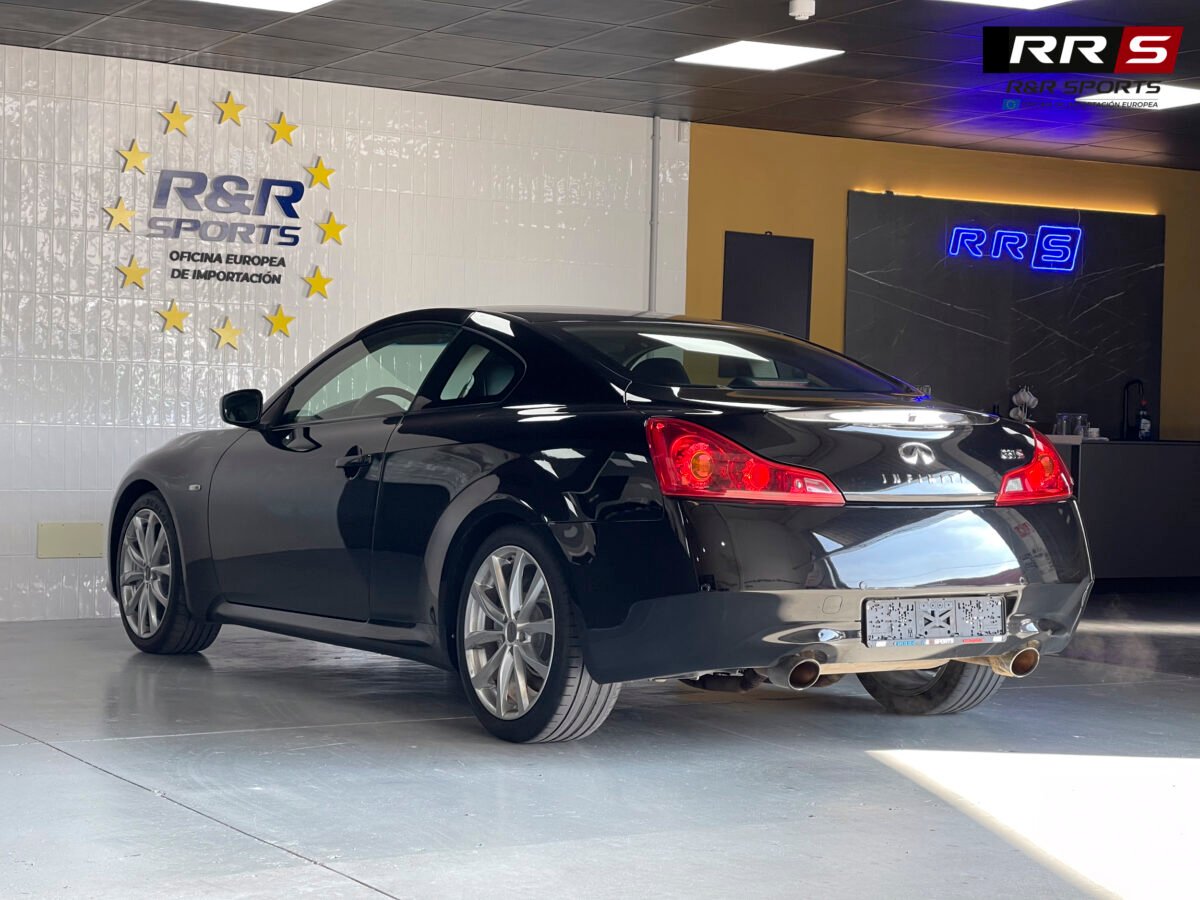 INFINITI G37 S V6 