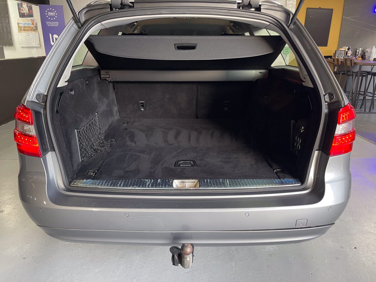 MERCEDES-BENZ Clase E Estate 220 CDI