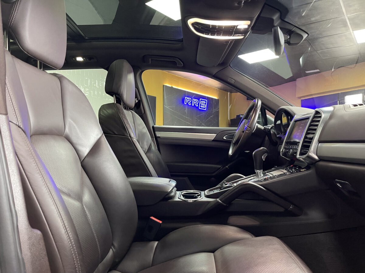 PORSCHE Cayenne 3.0 TDI 