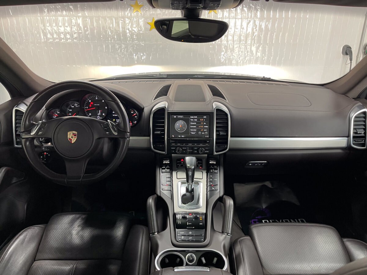 PORSCHE Cayenne 3.0 TDI 