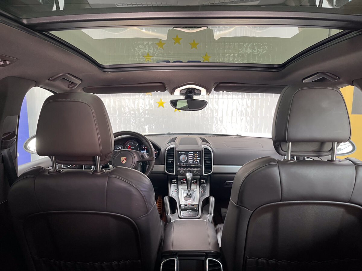 PORSCHE Cayenne 3.0 TDI 