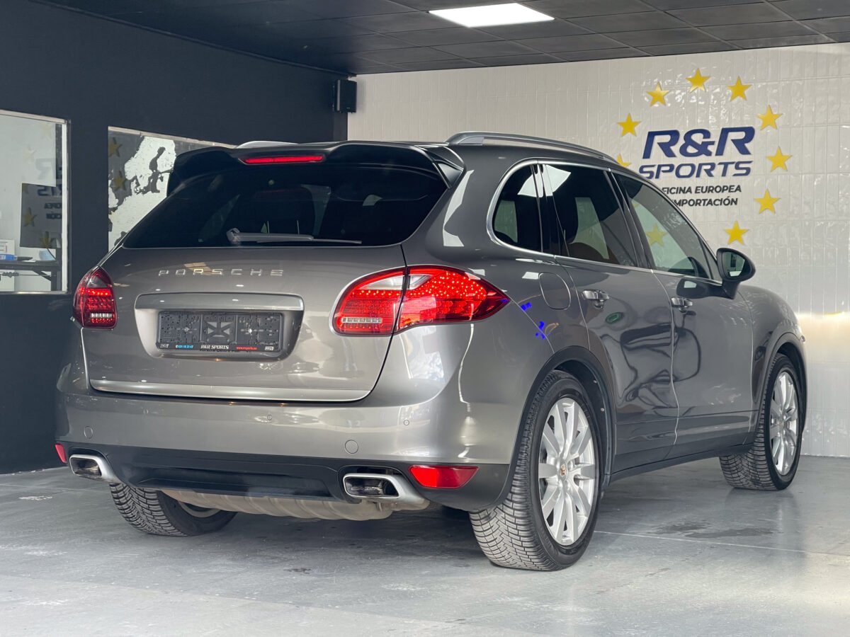 PORSCHE Cayenne 3.0 TDI 