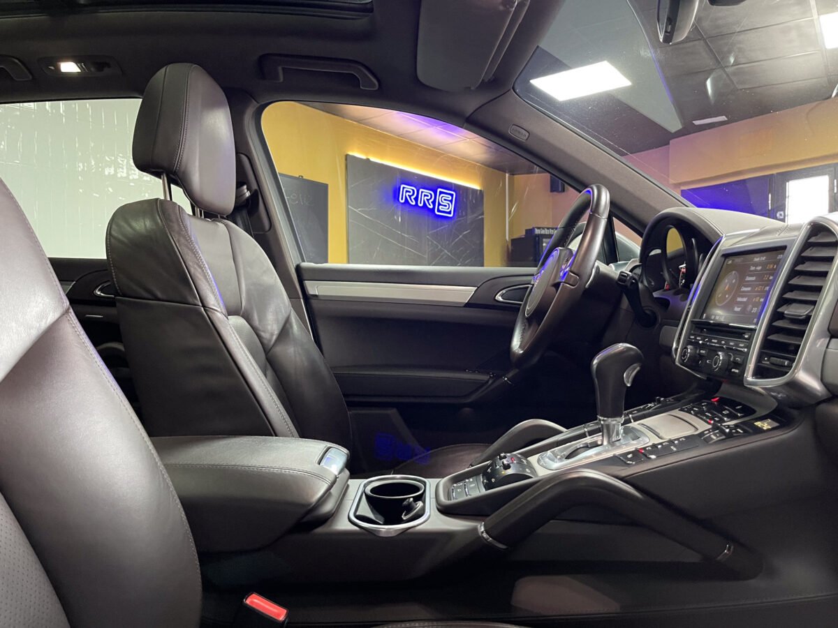 PORSCHE Cayenne 3.0 TDI 