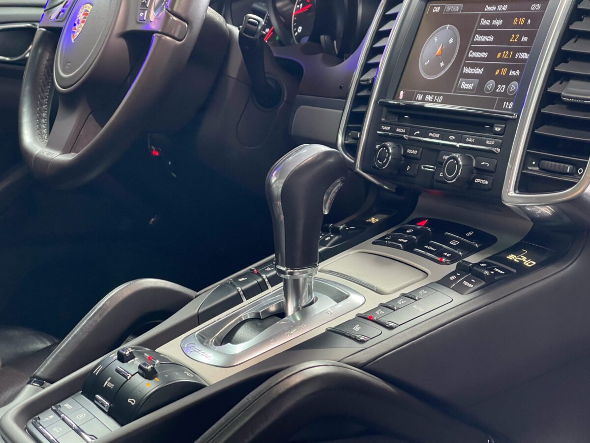 PORSCHE Cayenne 3.0 TDI 