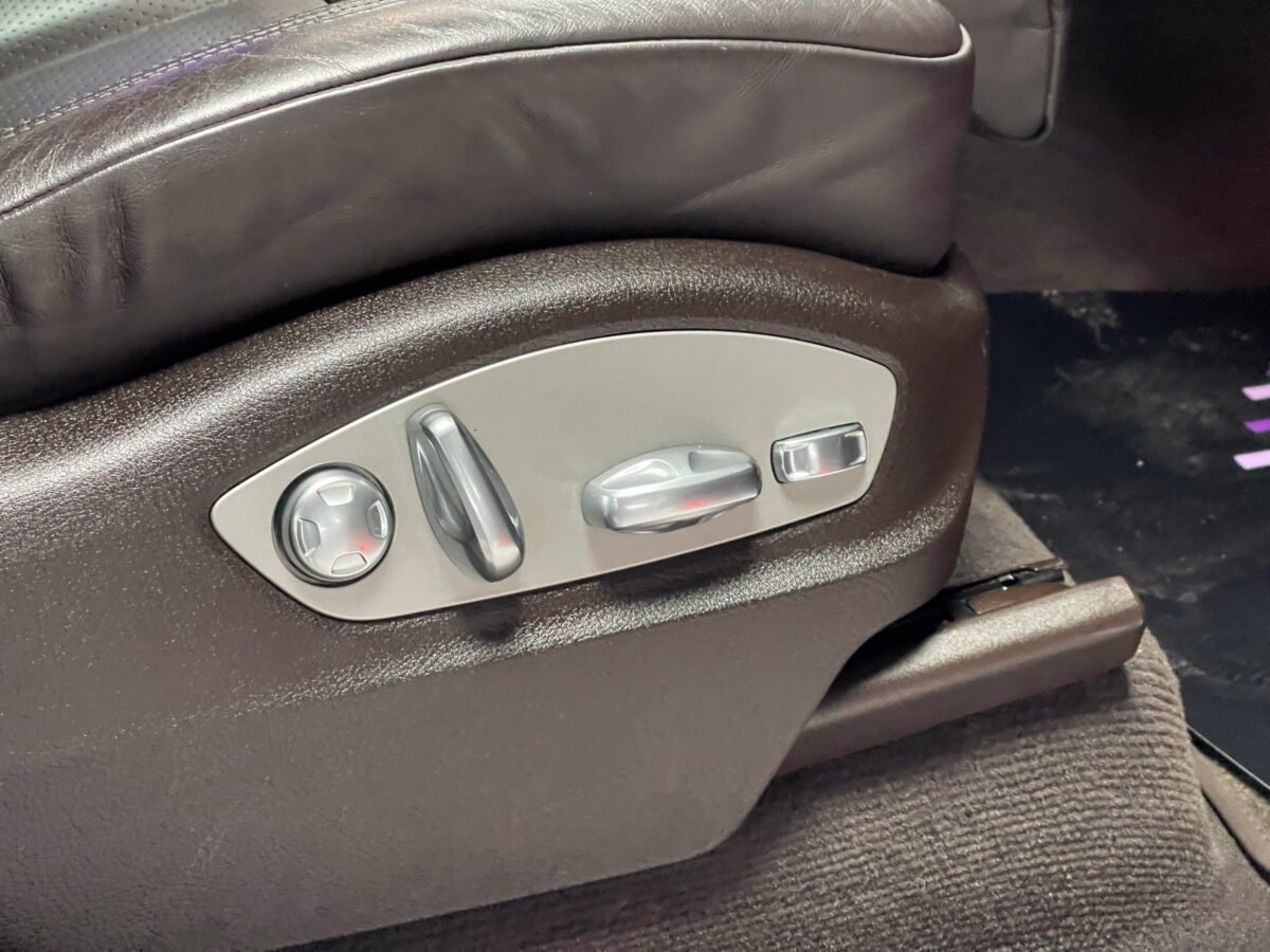 PORSCHE Cayenne 3.0 TDI 