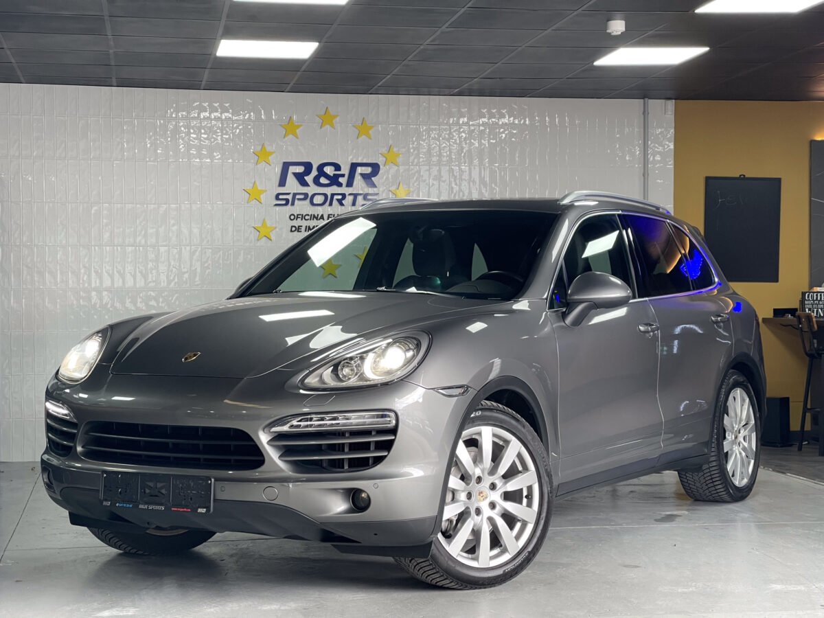 PORSCHE Cayenne 3.0 TDI 