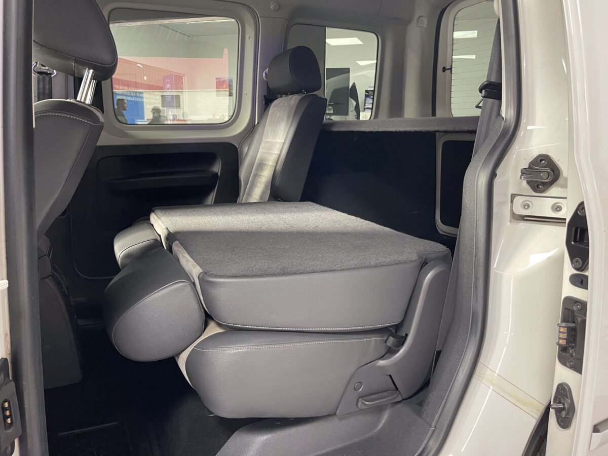 VOLKSWAGEN Caddy Trendline 30 aniversario 1.6 TDI