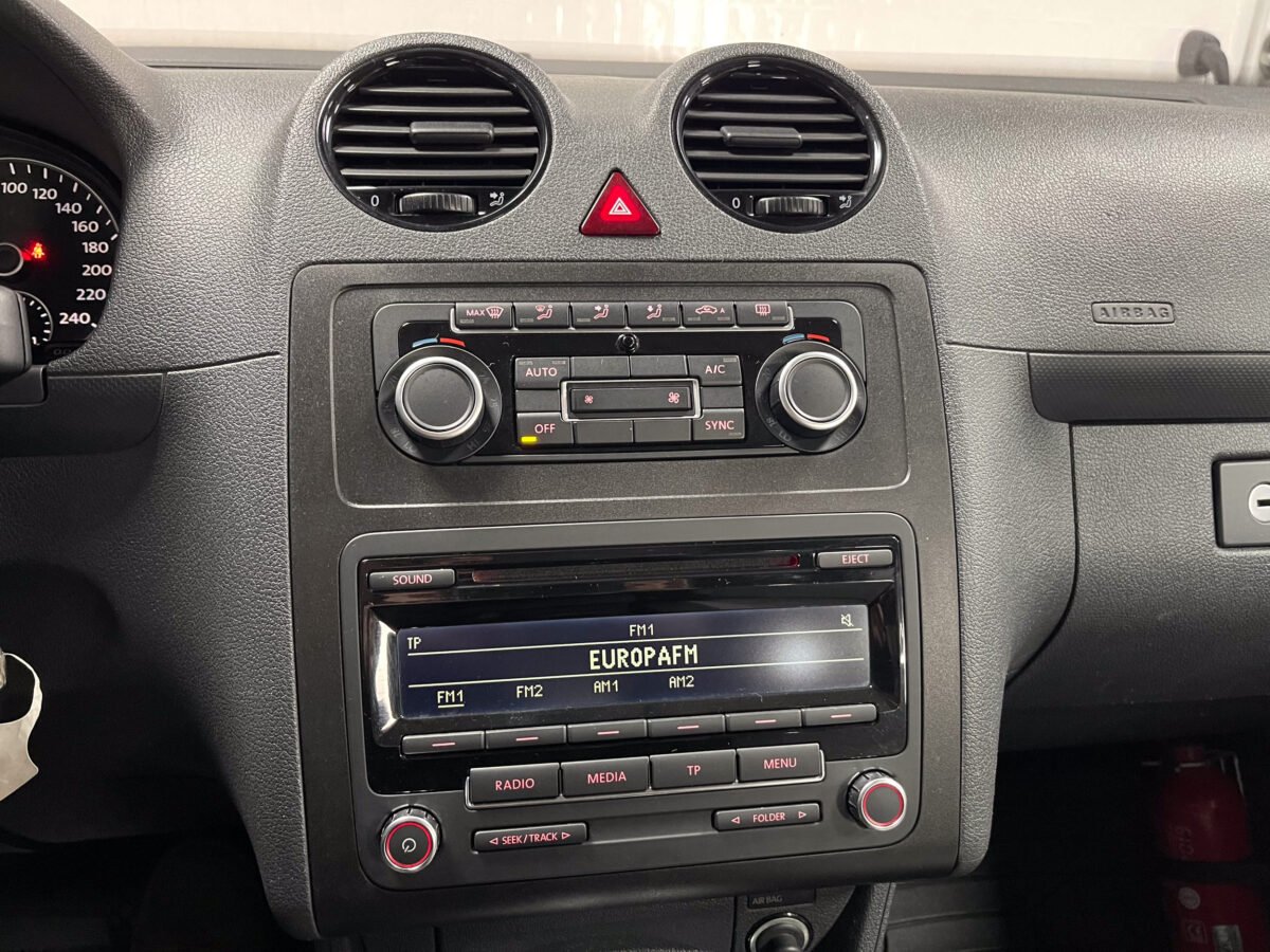 VOLKSWAGEN Caddy Trendline 30 aniversario 1.6 TDI