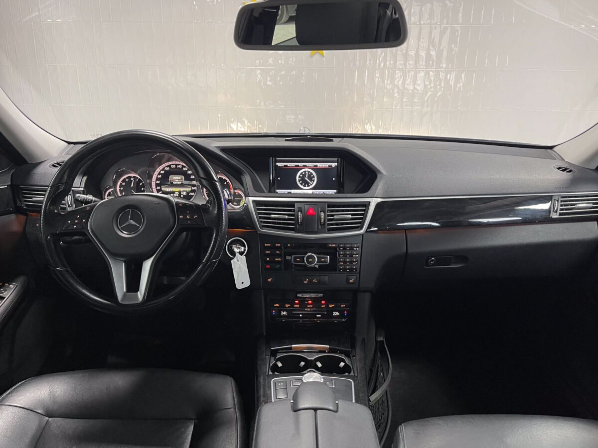 MERCEDES-BENZ Clase E 300 Hybrid Bluetec Avantgarde