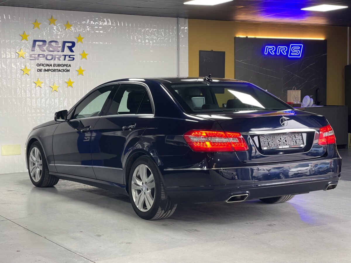 MERCEDES-BENZ Clase E 300 Hybrid Bluetec Avantgarde