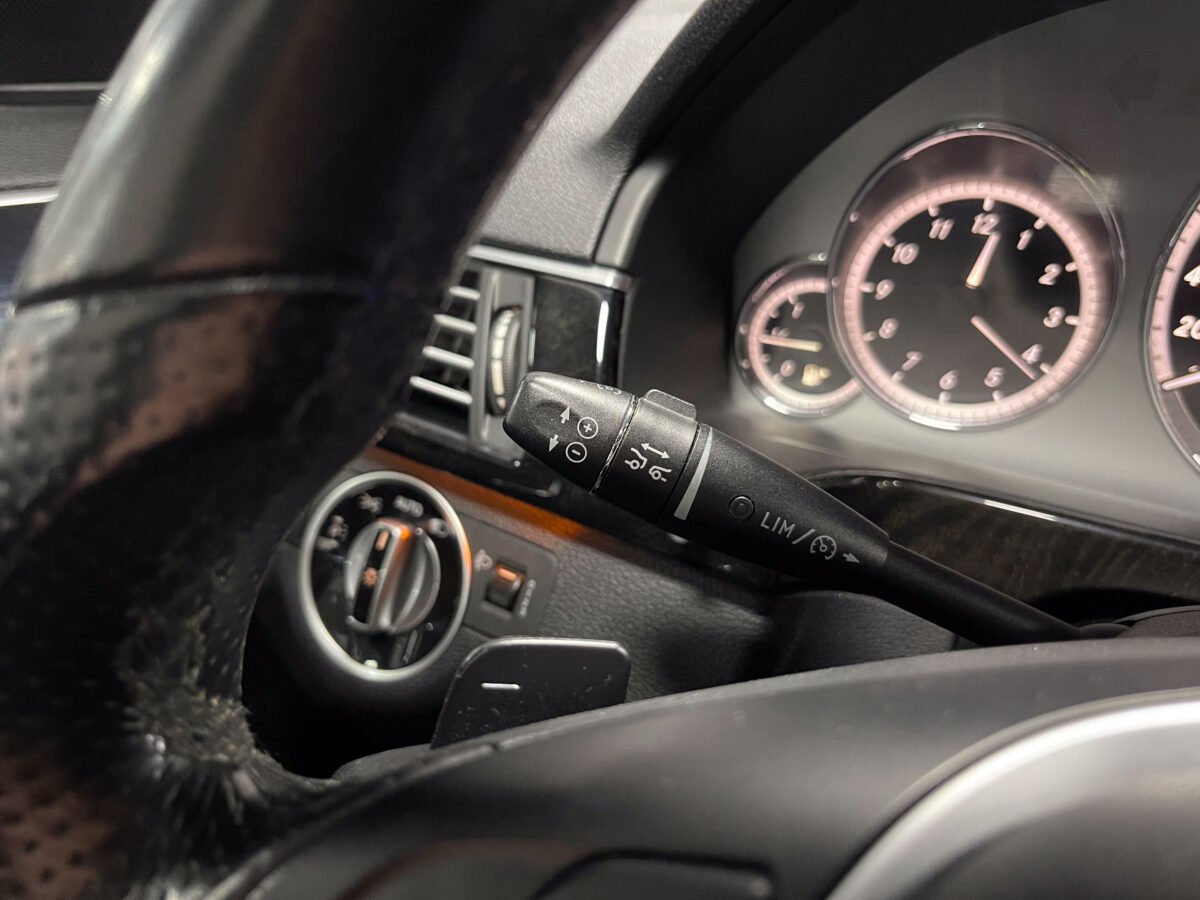 MERCEDES-BENZ Clase E 300 Hybrid Bluetec Avantgarde