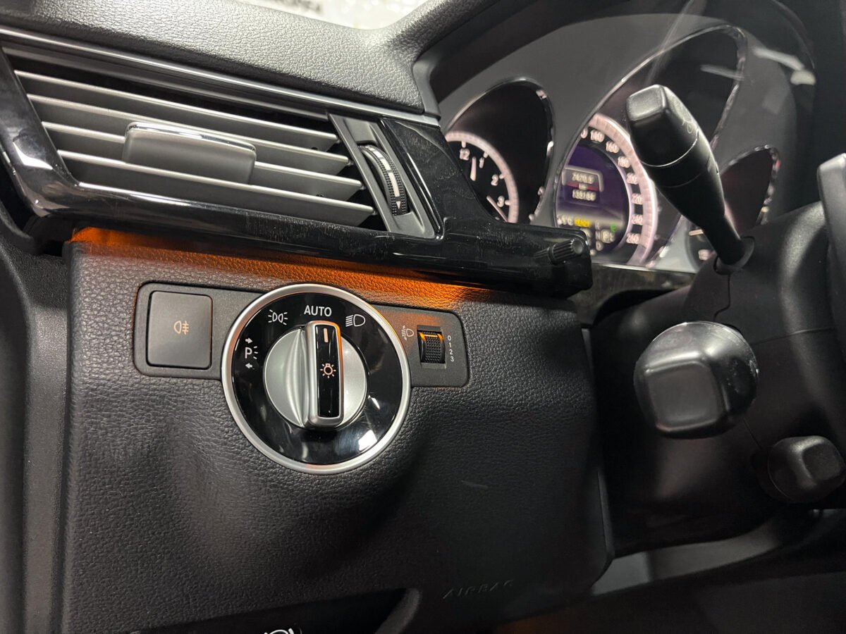 MERCEDES-BENZ Clase E 300 Hybrid Bluetec Avantgarde