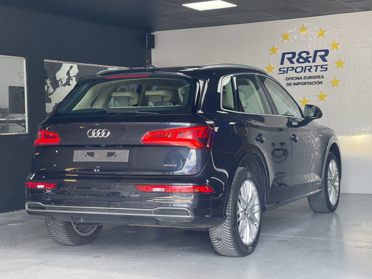 AUDI Q5 2.0 TDI Quattro Sline 
