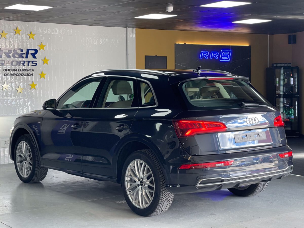 AUDI Q5 2.0 TDI Quattro Sline 
