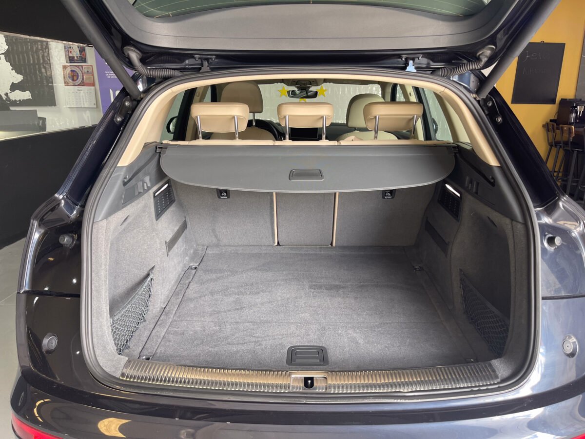 AUDI Q5 2.0 TDI Quattro Sline 