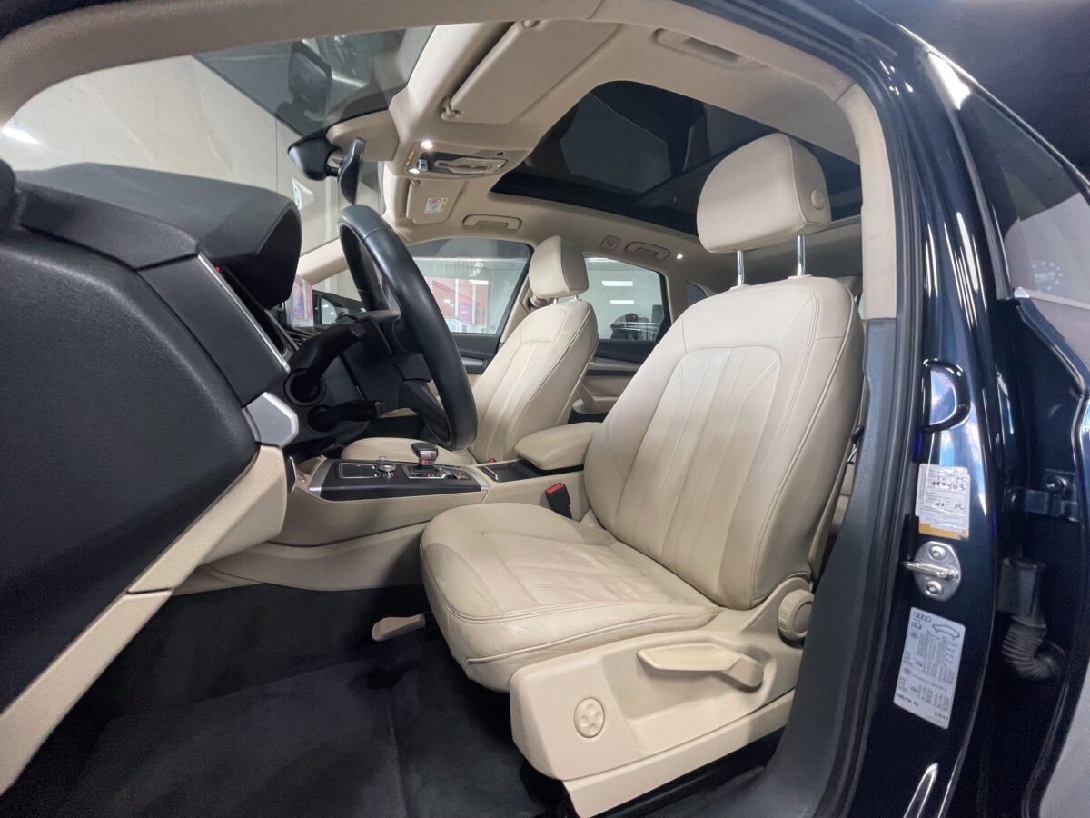 AUDI Q5 2.0 TDI Quattro Sline 