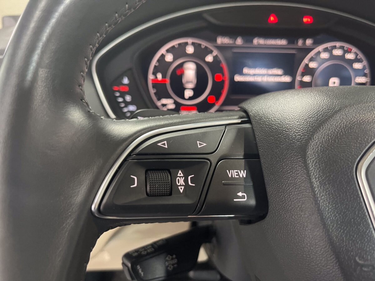 AUDI Q5 2.0 TDI Quattro Sline 