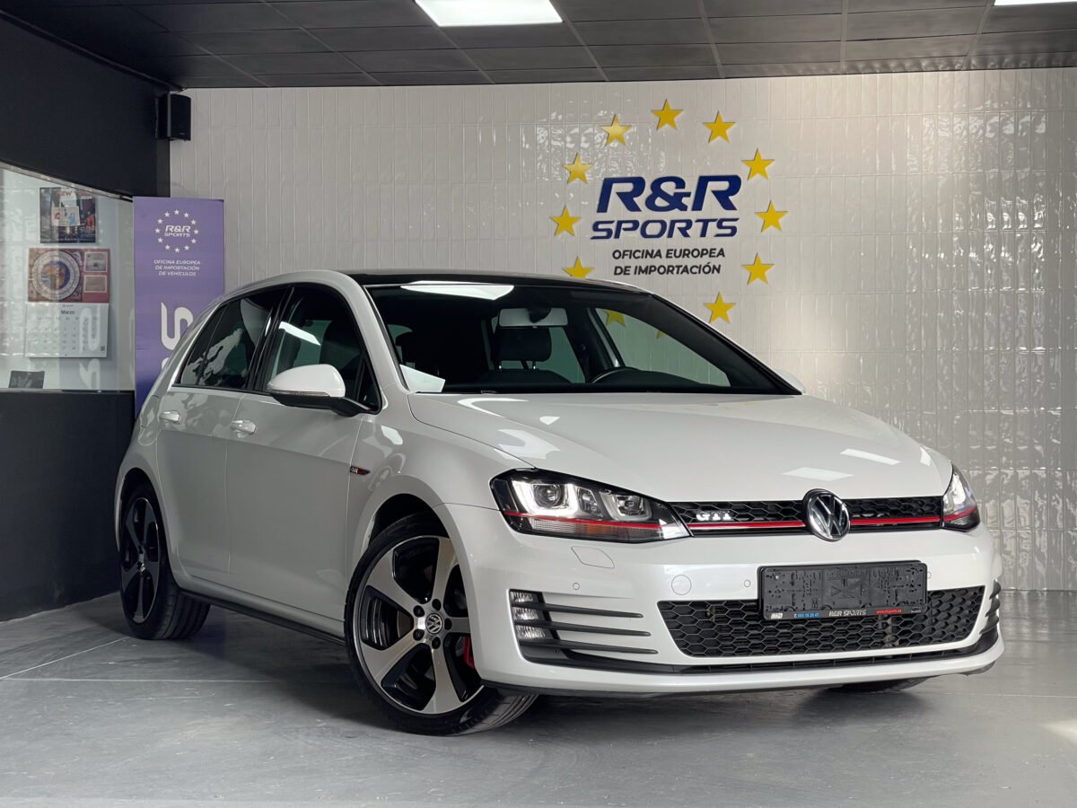 VOLKSWAGEN Golf 2.0 TFSI GTI PERFORMANCE