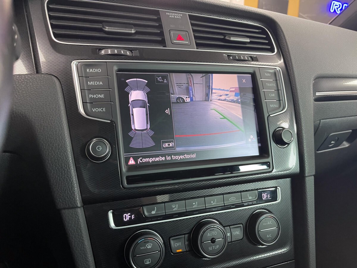 VOLKSWAGEN Golf 2.0 TFSI GTI PERFORMANCE