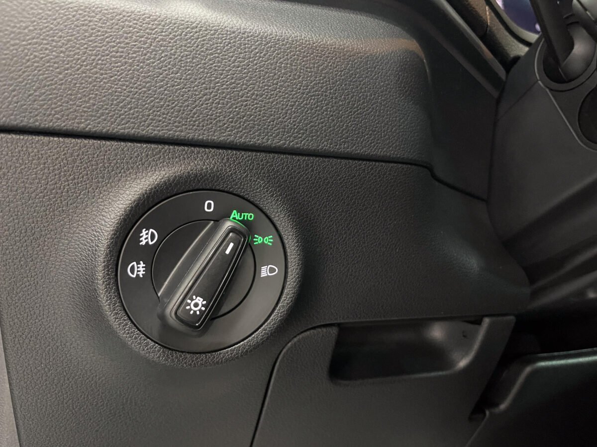 SKODA Karoq 1.5 TSI Selection