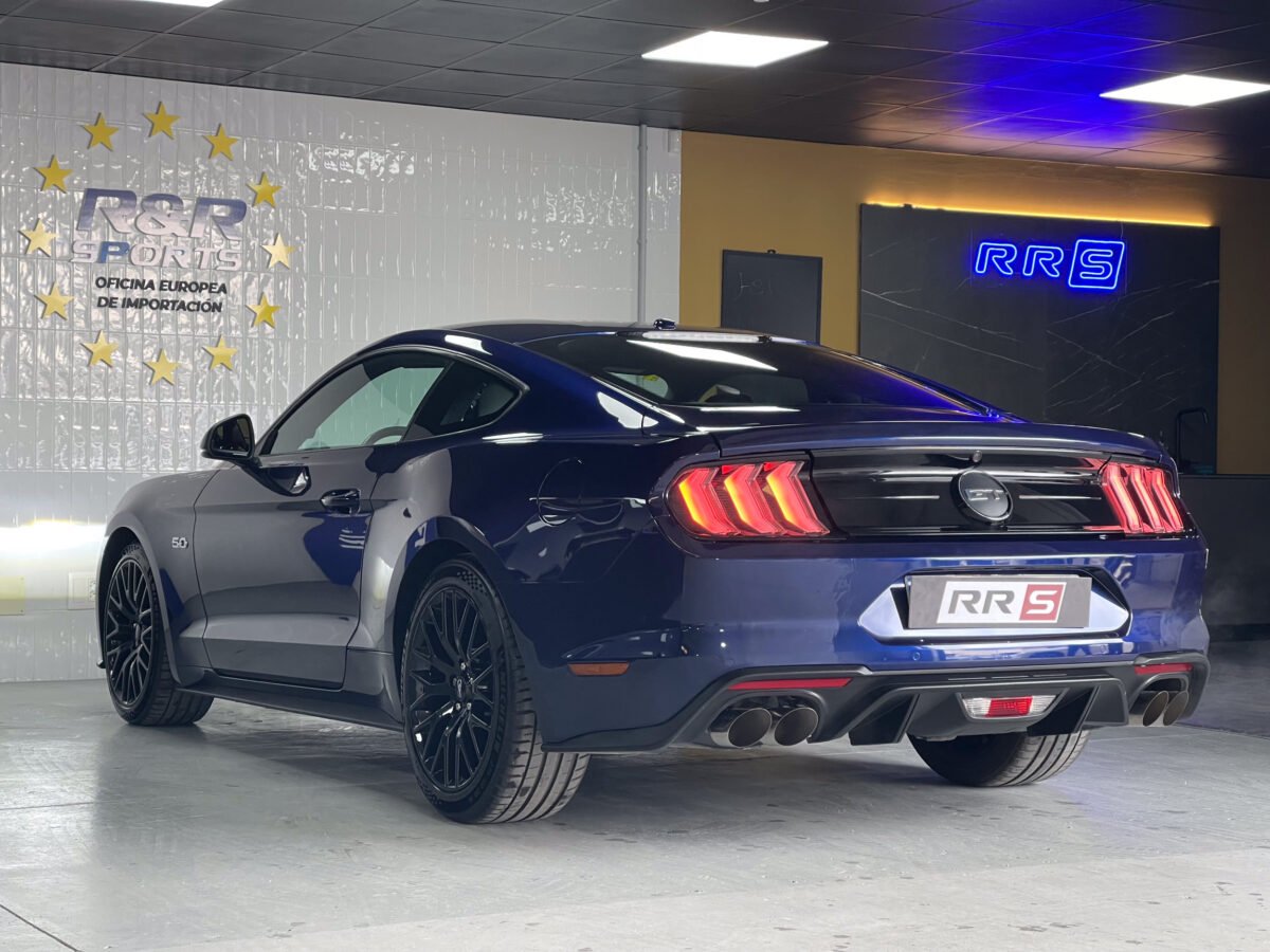 FORD Mustang GT V8 5.0