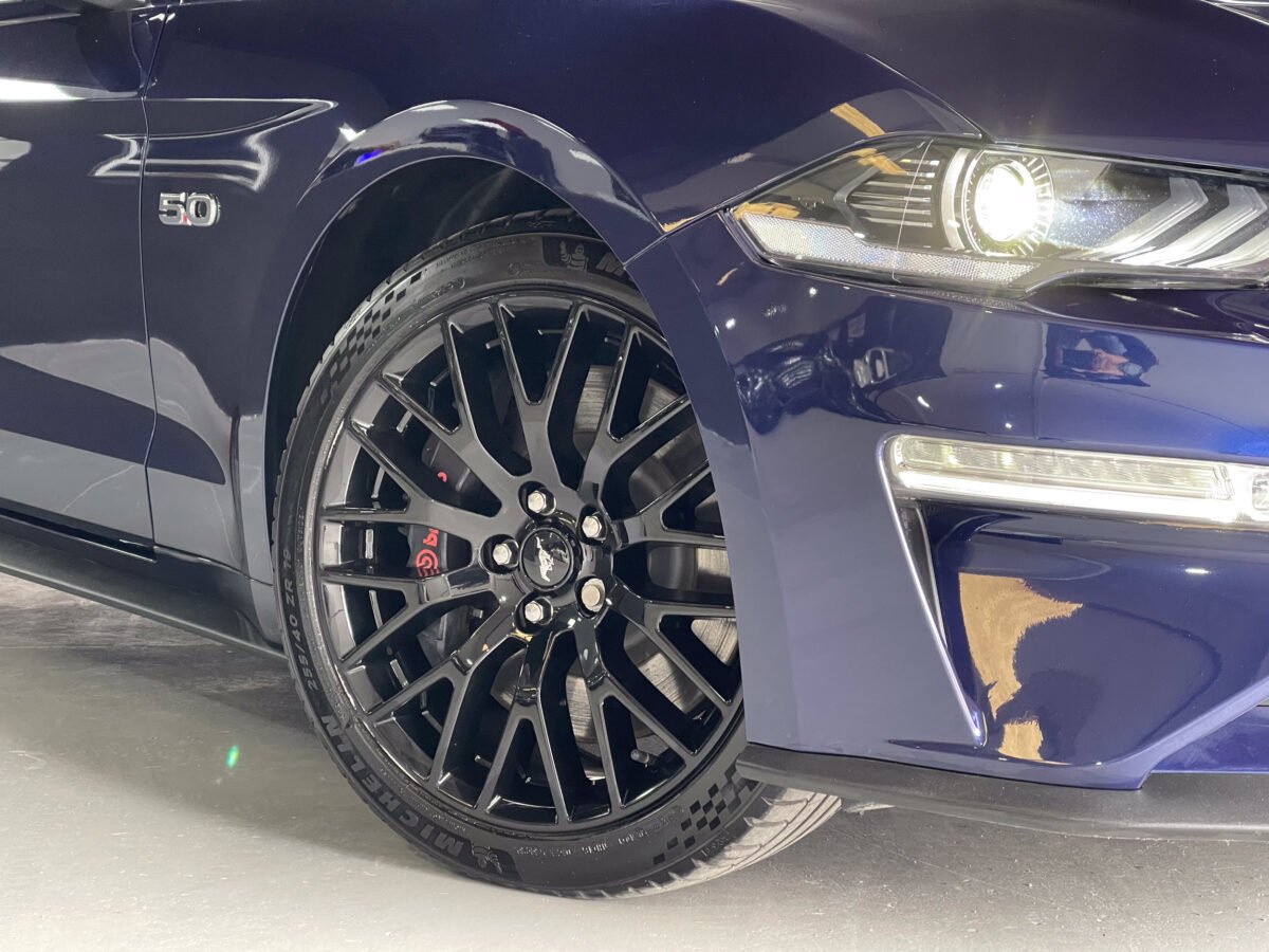 FORD Mustang GT V8 5.0