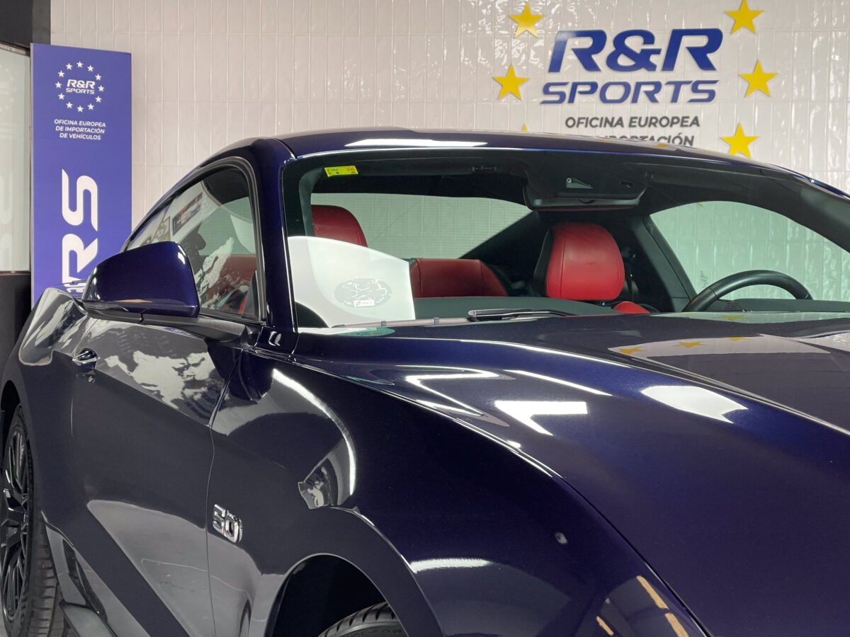 FORD Mustang GT V8 5.0