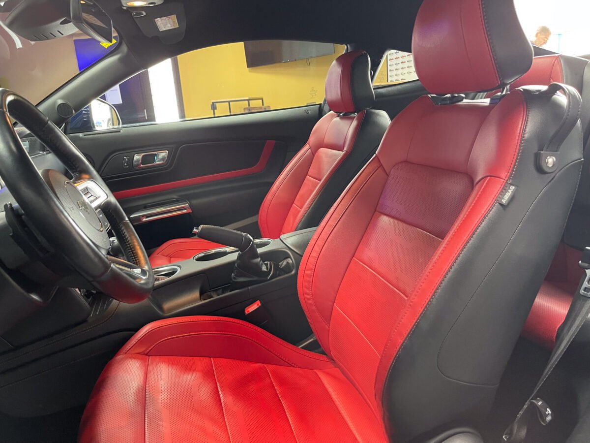 FORD Mustang GT V8 5.0