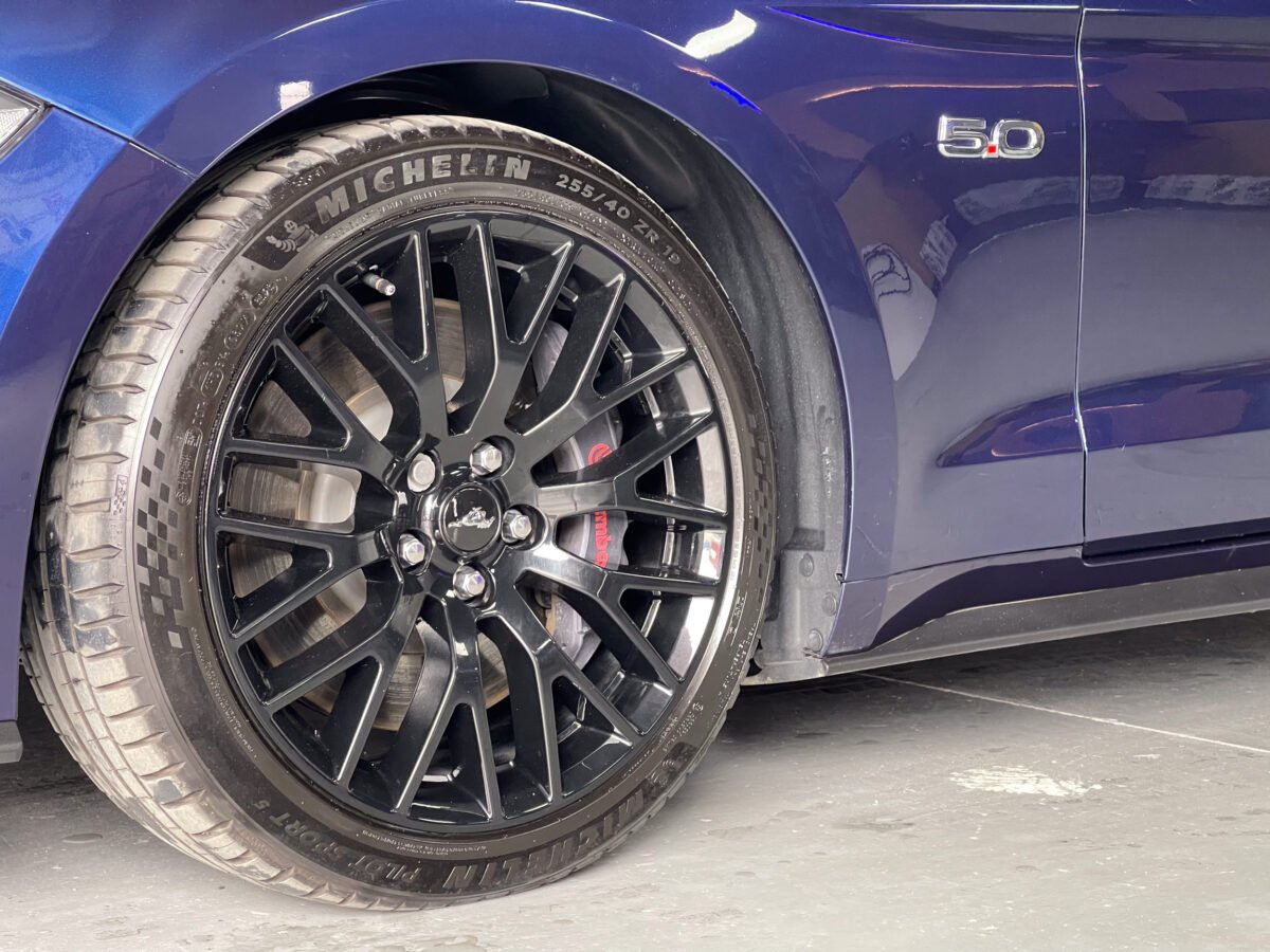 FORD Mustang GT V8 5.0