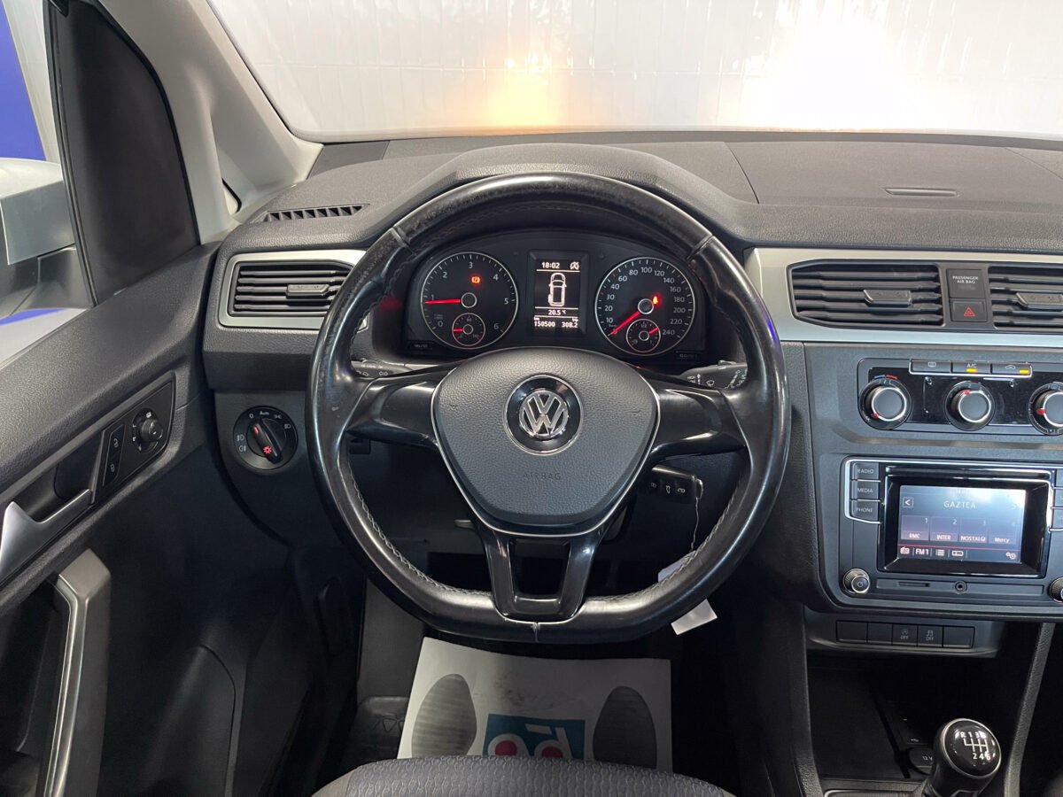 VOLKSWAGEN Caddy TRENDLINE 4MOTION 2.0 TDI