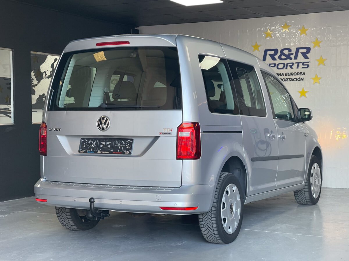 VOLKSWAGEN Caddy TRENDLINE 4MOTION 2.0 TDI